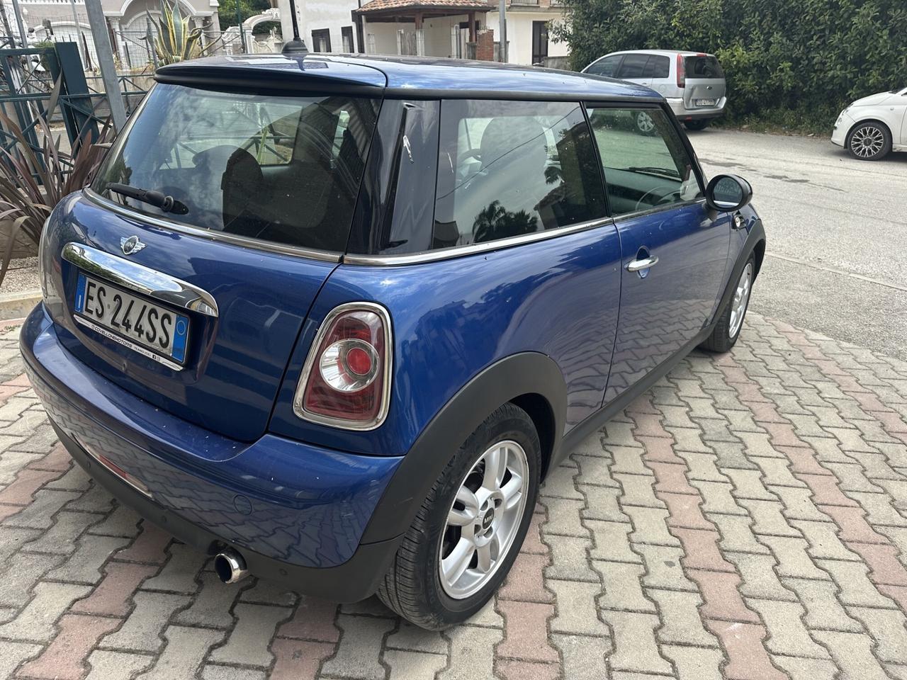 BMW MINI ONE 1.6 Diesel KW66