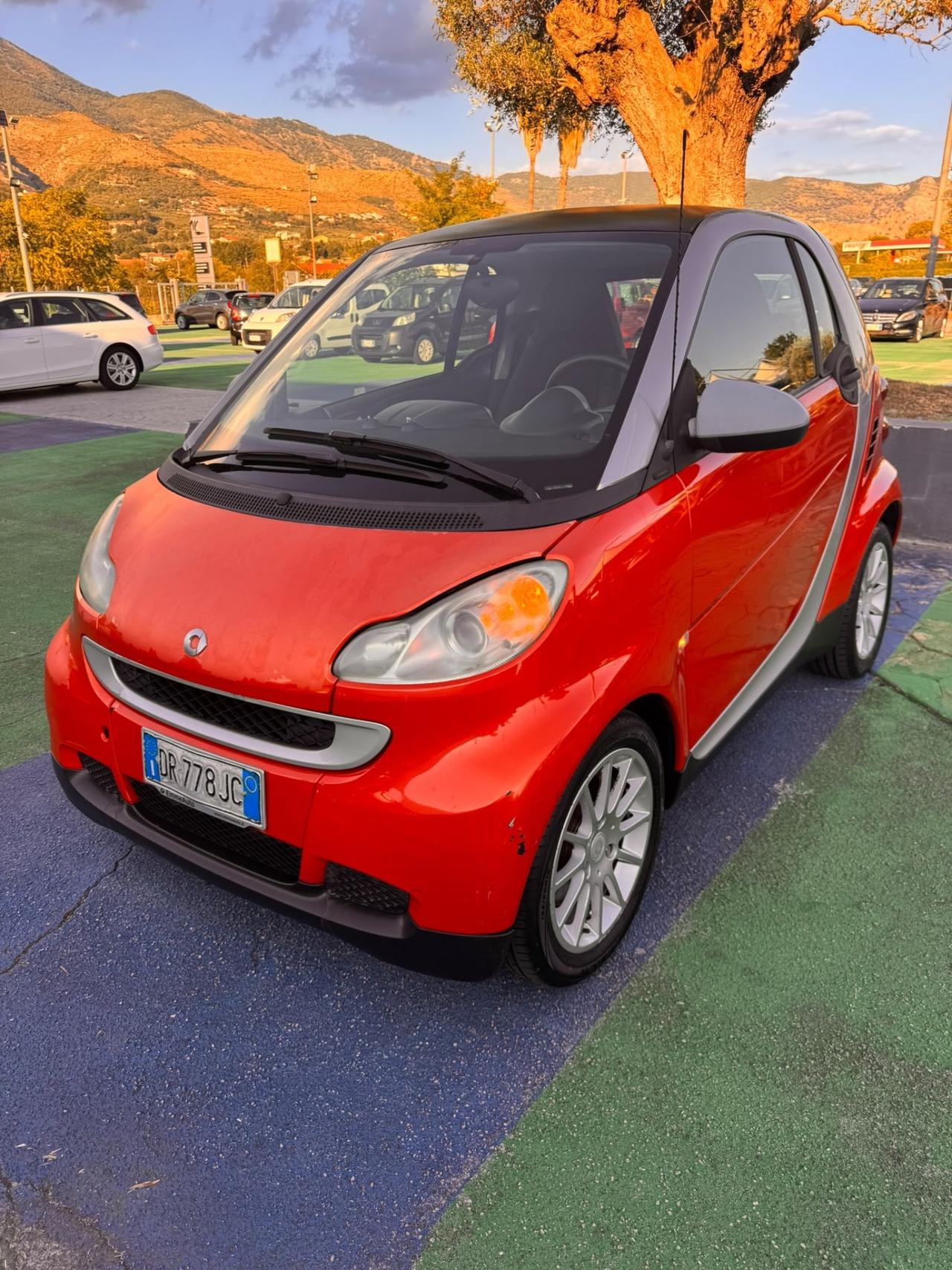 Smart ForTwo 1000 52 kW coupe limited one