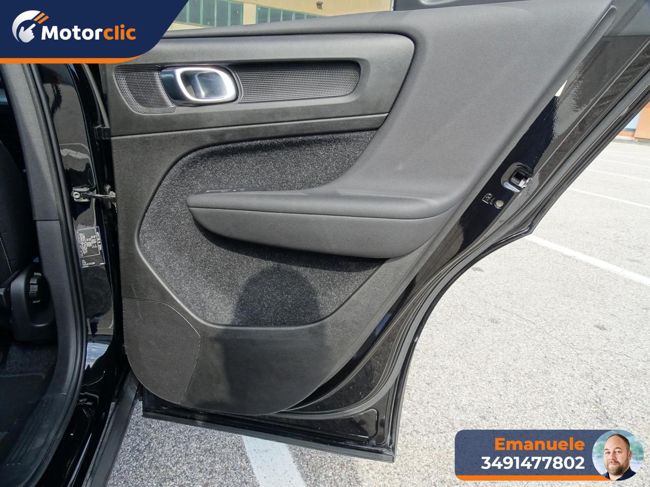 Volvo XC40 1.5 t3 Momentum 163cv my21