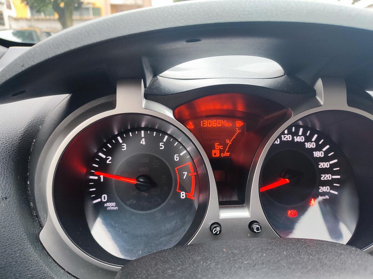 Nissan Juke 1.6 GPL Acenta