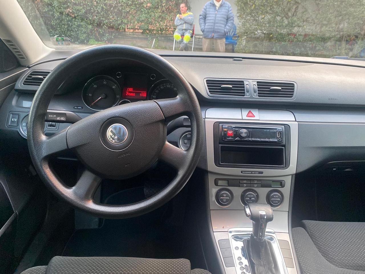 Volkswagen Passat 2.0 TDI DPF Comfortline