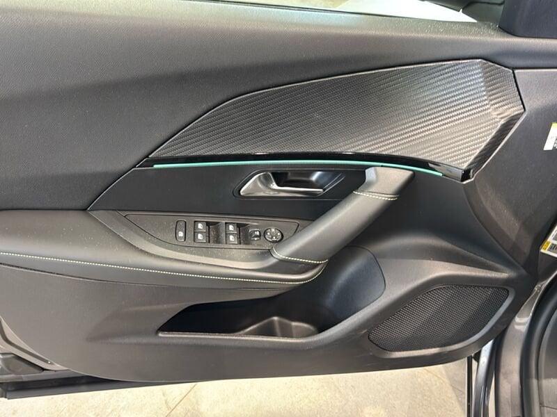Peugeot 2008 BlueHDi 130 EAT8 GT