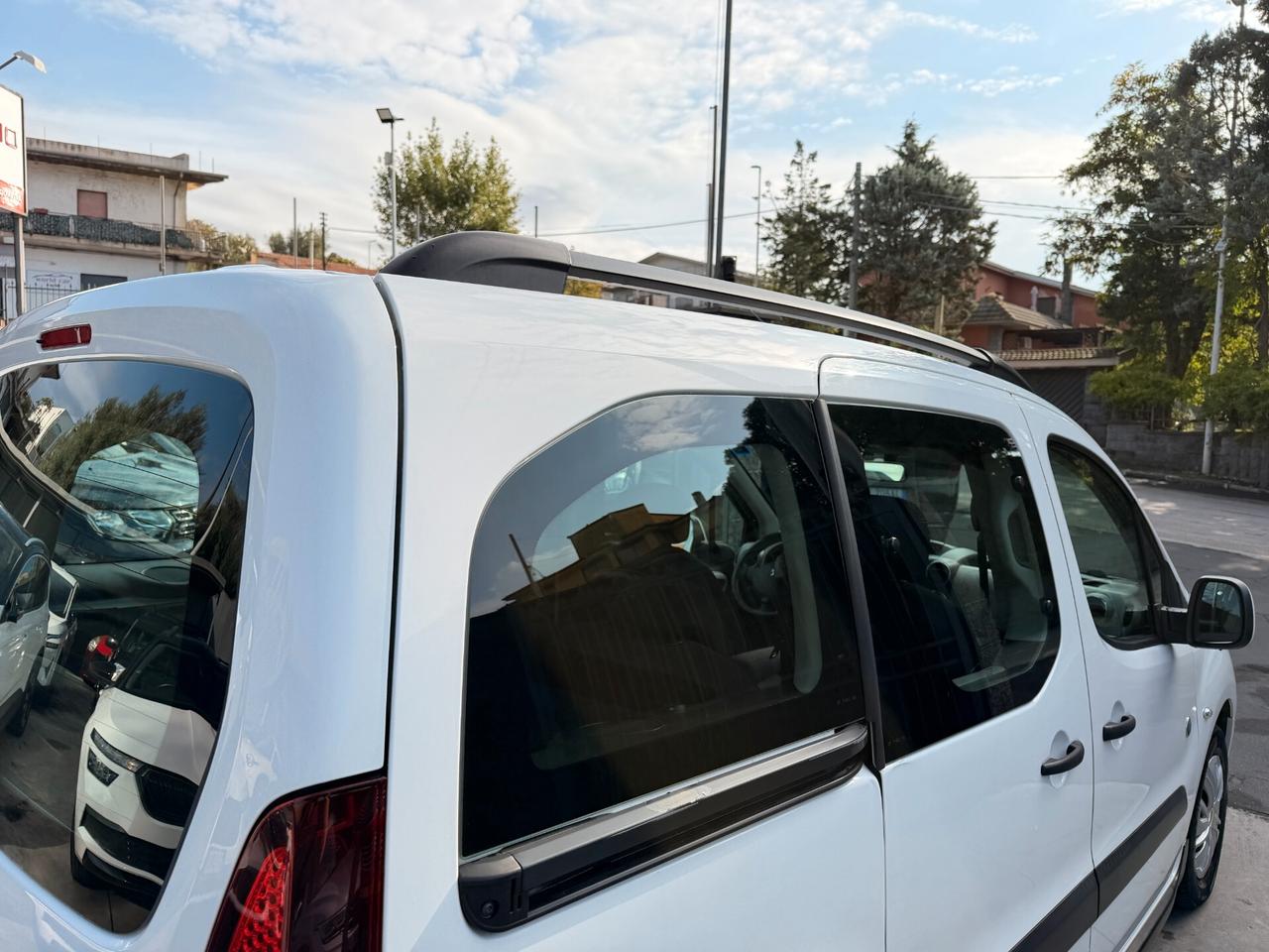 Peugeot Partner Tepee 1.6 HDi 92CV Outdoor