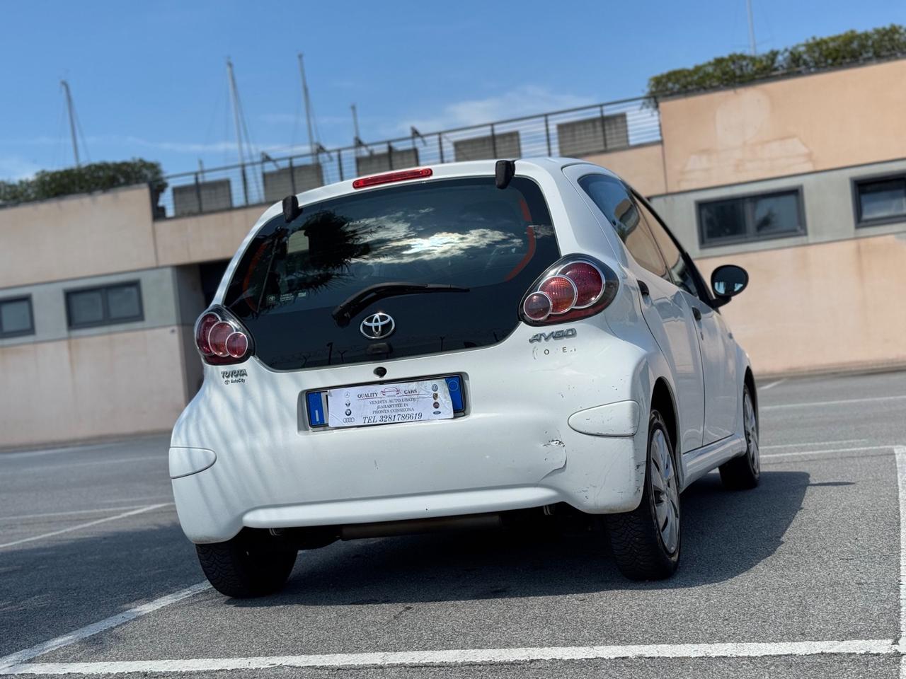 TOYOTA AYGO 1.0 BENZINA NEO PATENTATI 2012 12 MESI DI GARANZIA