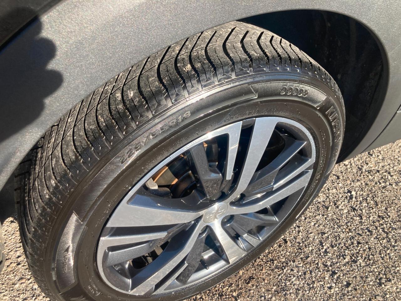 Peugeot 3008 BlueHDi 120 S&S Business