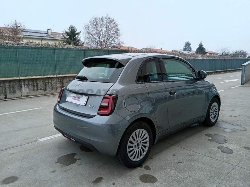 FIAT 500 Nuova 500 3+1 My23 La Nuova 500 - 320 3+1