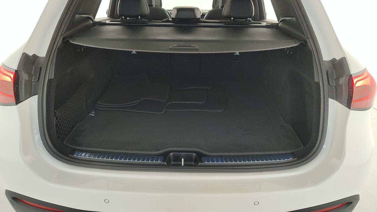 Mercedes-Benz GLC 220 d AMG Premium Plus 4matic auto