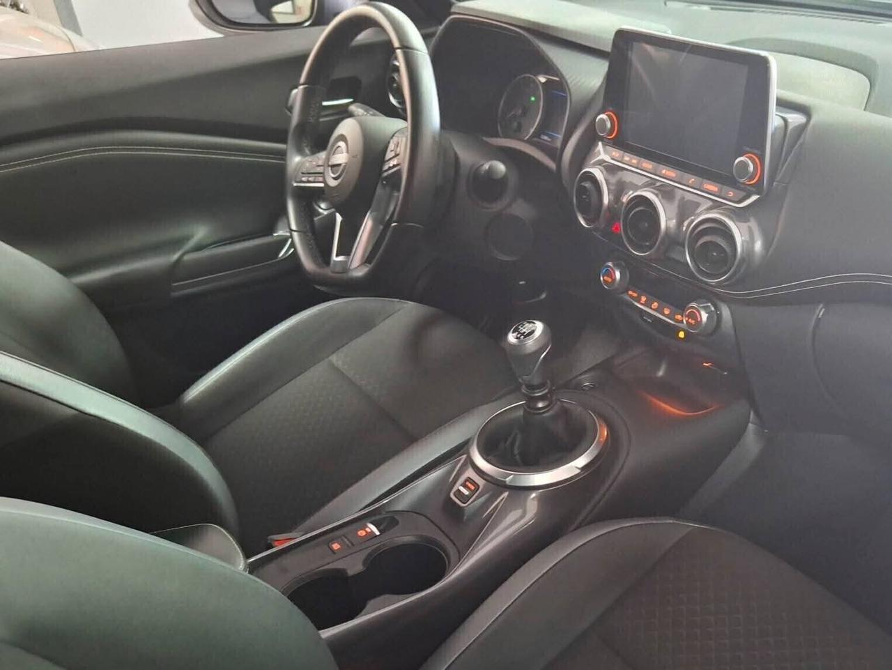 Nissan Juke 1.0 DIG-T 114 CV N-Connecta