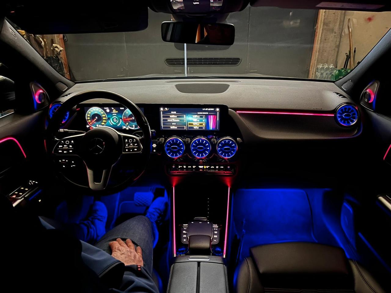 Mercedes-benz GLA 200D DA VETRINA