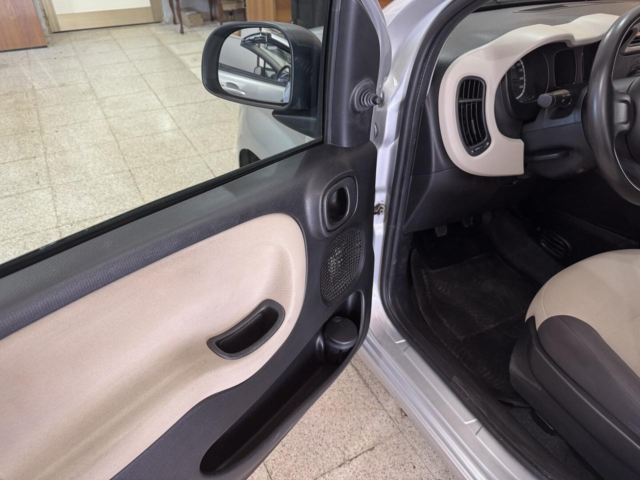 FIAT PANDA 1.3 MTJ LOUNGE 75 cv.