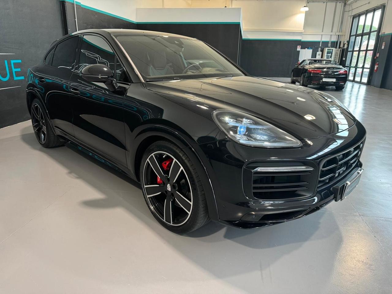 Porsche Cayenne Coupé 4.0 GTS - FULL FULL OPTIONAL