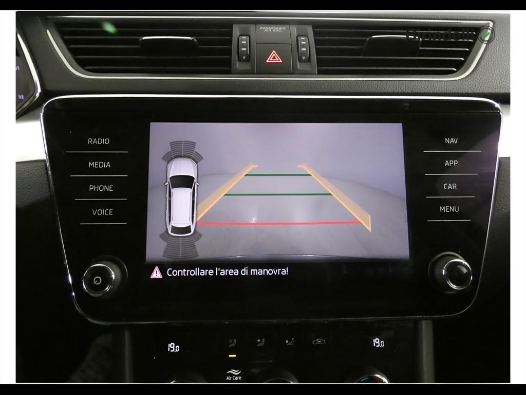 SKODA Superb 3ª serie - Superb 2.0 TDI 150 CV SCR DSG Wagon Executive