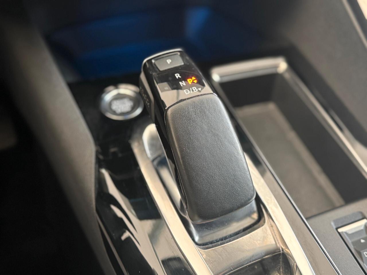 Peugeot 3008 Hybrid 225 e-EAT8 Allure Pack