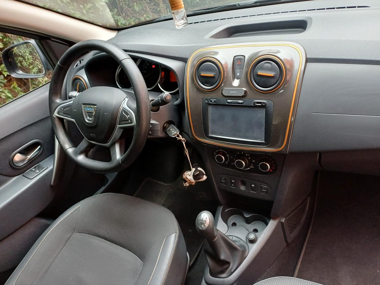 Dacia Sandero 1.5 dCi 8V 75CV Start&Stop Lauréate