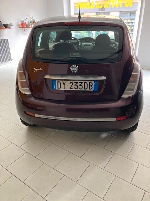 Lancia Ypsilon 1.4 Argento Ecochic GPL