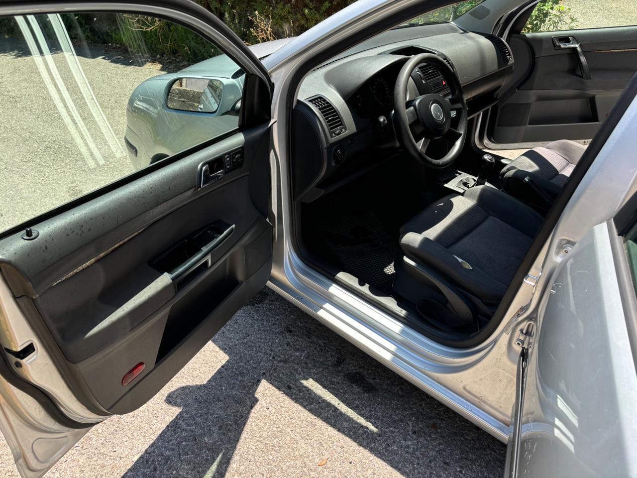 Volkswagen Polo 1.4 16V 5p. Comfortline