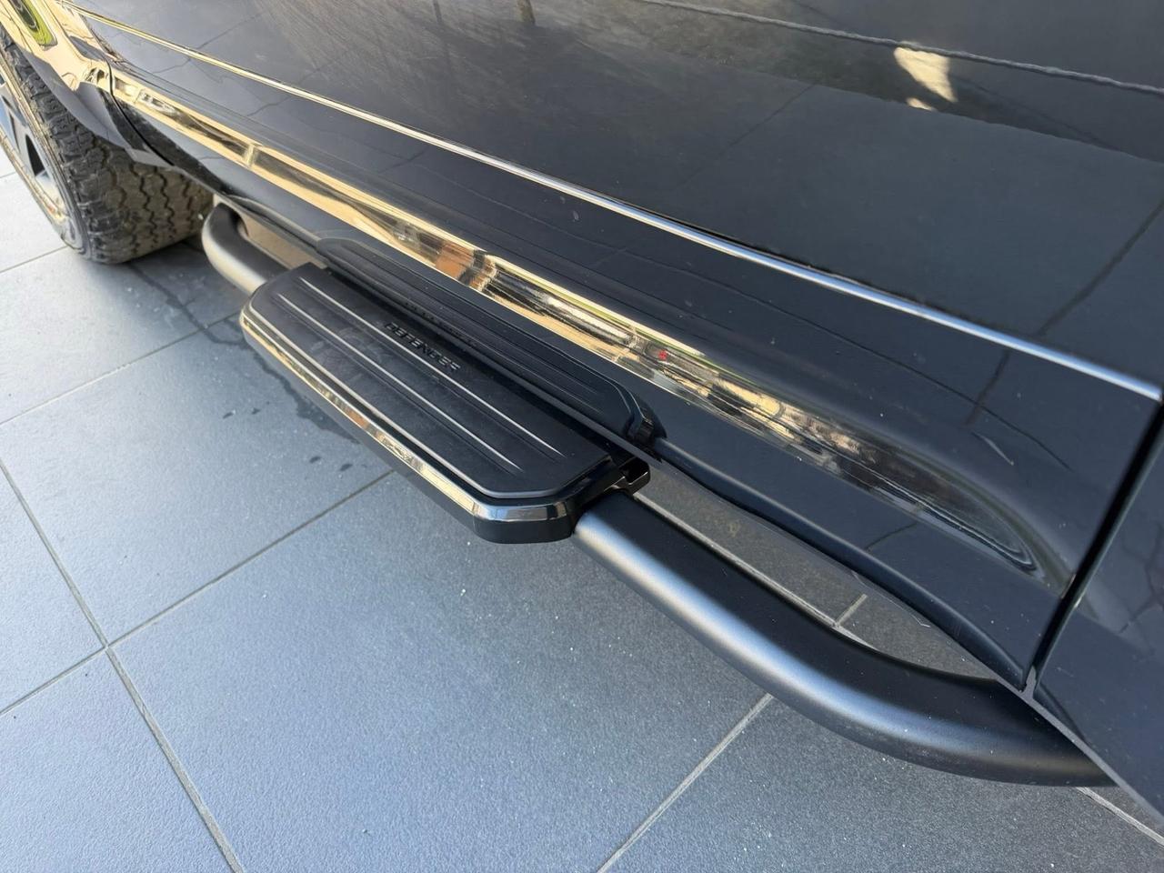 Land Rover Defender 90 3.0D I6 250 CV AWD Auto X-Dynamic HSE