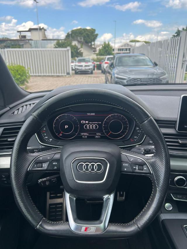 AUDI Q5 40 TDI quattro S tronic S line plus