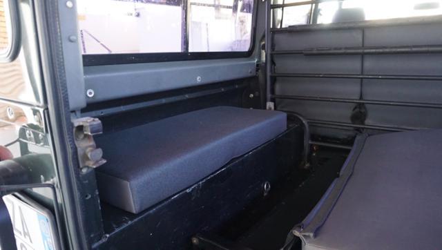 LAND ROVER Defender 110 2.5 Td5 cat S.W. S