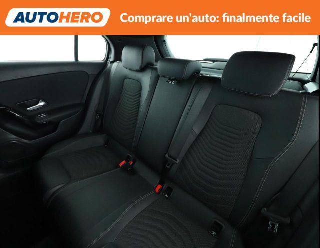 MERCEDES-BENZ A 180 d Automatic Business
