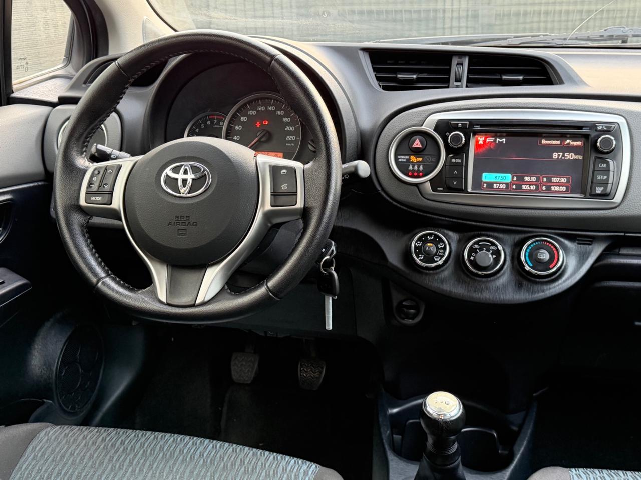Toyota Yaris 1.0 5 porte Active NO BOLLO OCCASIONE NEOPATENTATI
