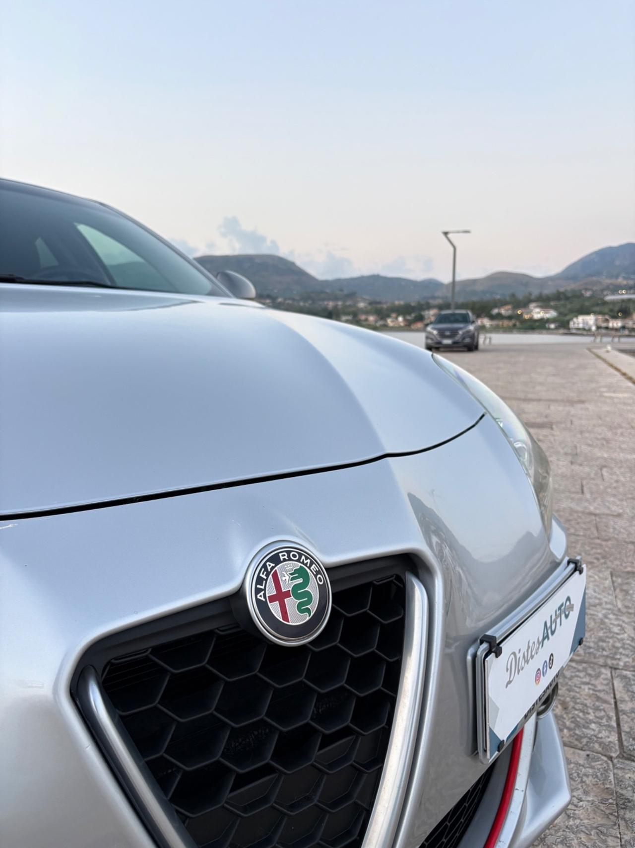 Alfa Romeo Giulietta 1.6 JTDm-2 120 CV Distinctive