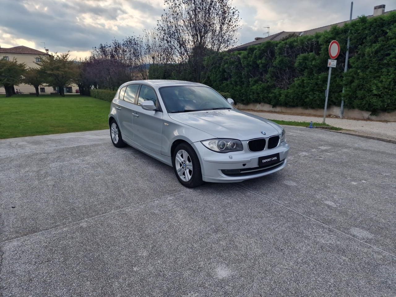 BMW Serie 1 118d 2.0 143CV Futura 5 porte – Anno 2011