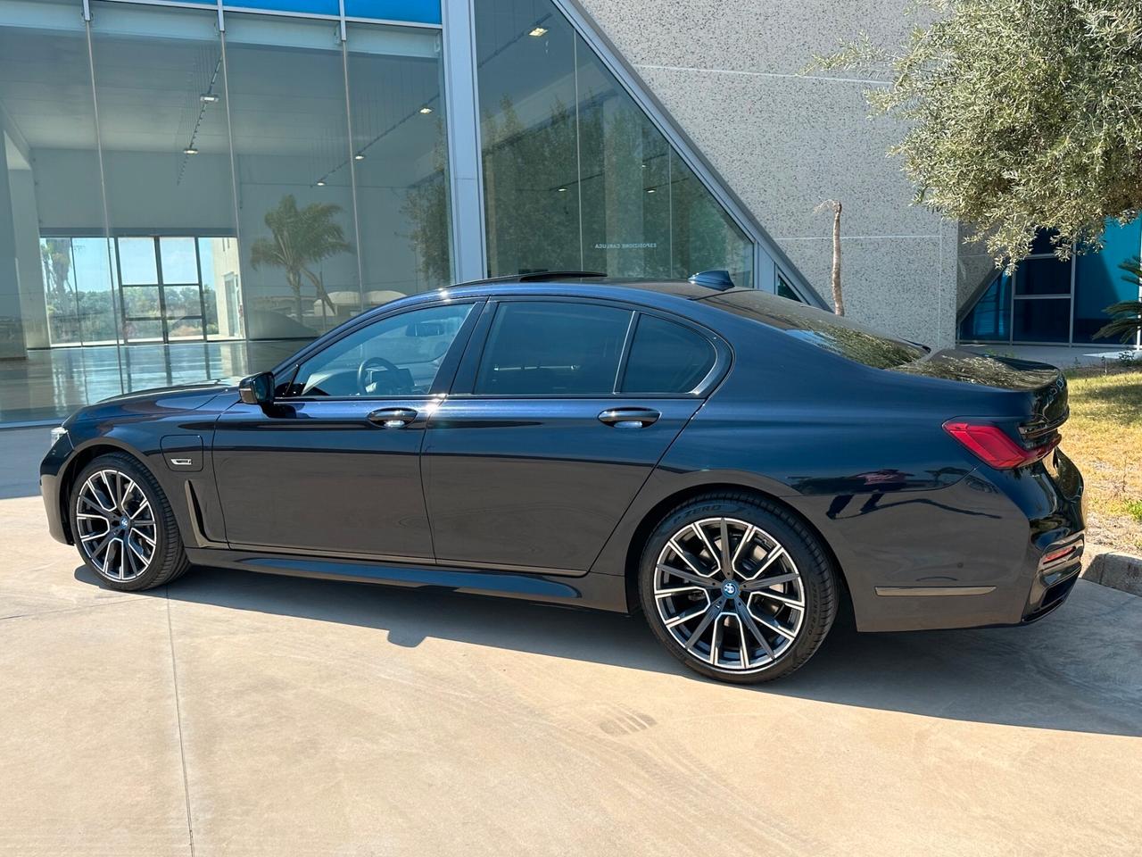 BMW 745 e Msport auto possibilità noleggio no scoring