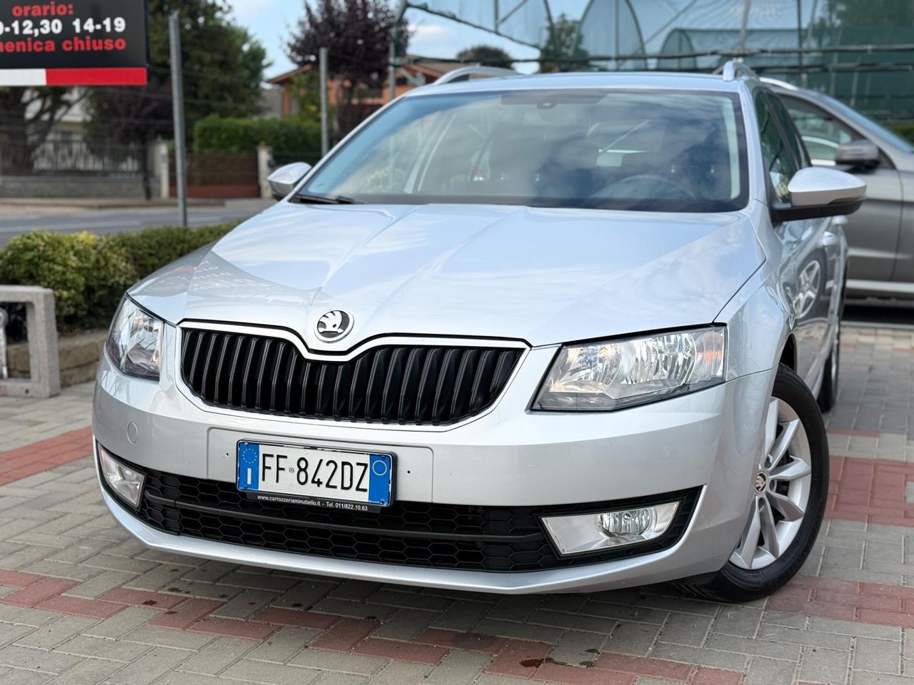 Skoda Octavia 1.6 TDI CR 110 CV DSG Wagon Style