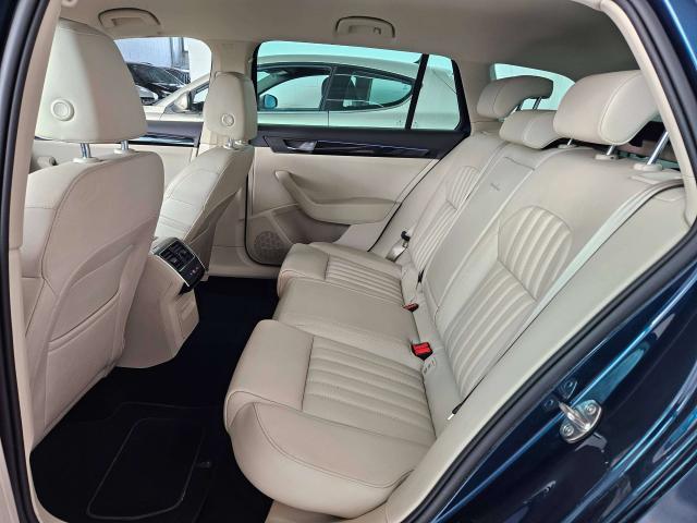 Skoda Superb Wagon 2.0 tdi Laurin 4x4 TAGLIANDI CERTIFICATI
