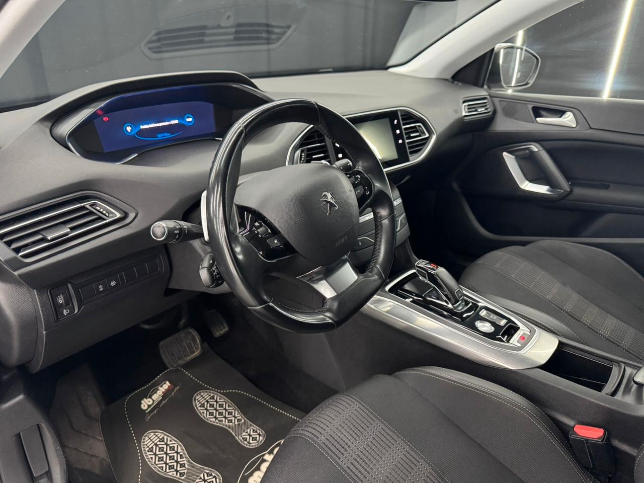 Peugeot 308 BlueHDi 130 S&S EAT8 Allure