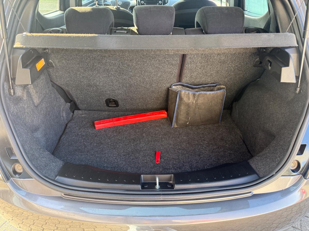 Lancia Ypsilon 1.2 69 CV 5 porte GPL Ecochic Gold