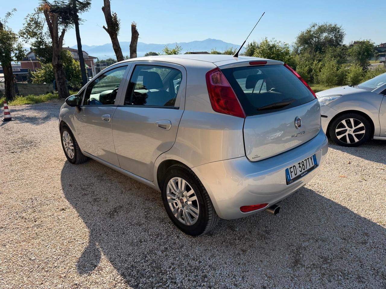 Fiat Punto 1.2 5 Porte Neopatentati Ok Ztl