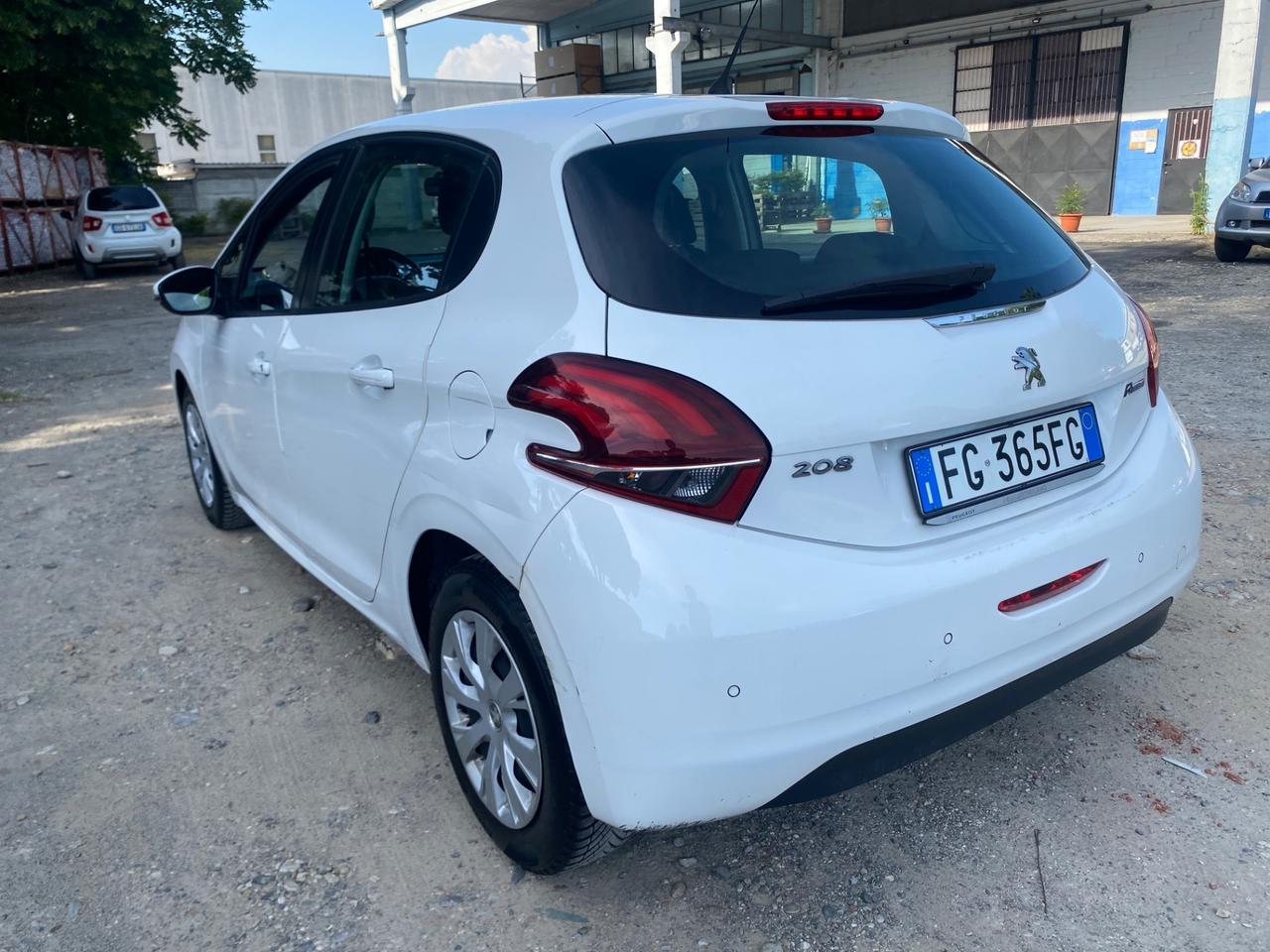 Peugeot 208 PureTech 82 5p. GPL Active