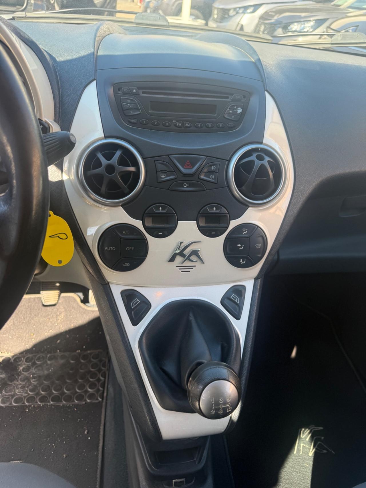 Ford Ka 1.3 TDCi 75CV Titanium