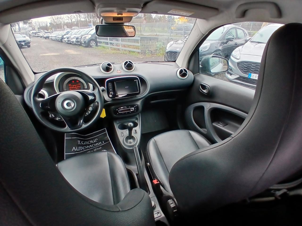 Smart ForTwo 70 1.0 twinamic Youngster pelle navi
