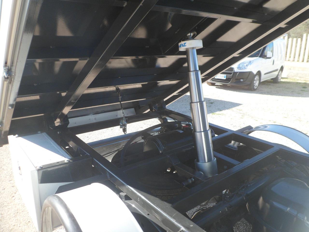 Mitsubishi L200 4x4 ribaltabile nuovo