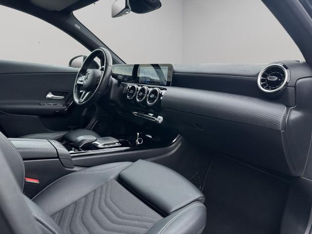 MERCEDES-BENZ A 180 d Automatic Sport