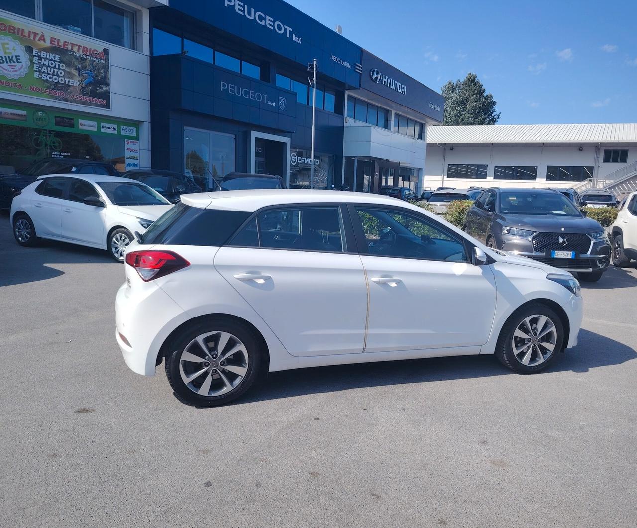 Hyundai i20 1.2 84 CV 5 porte Econext Comfort