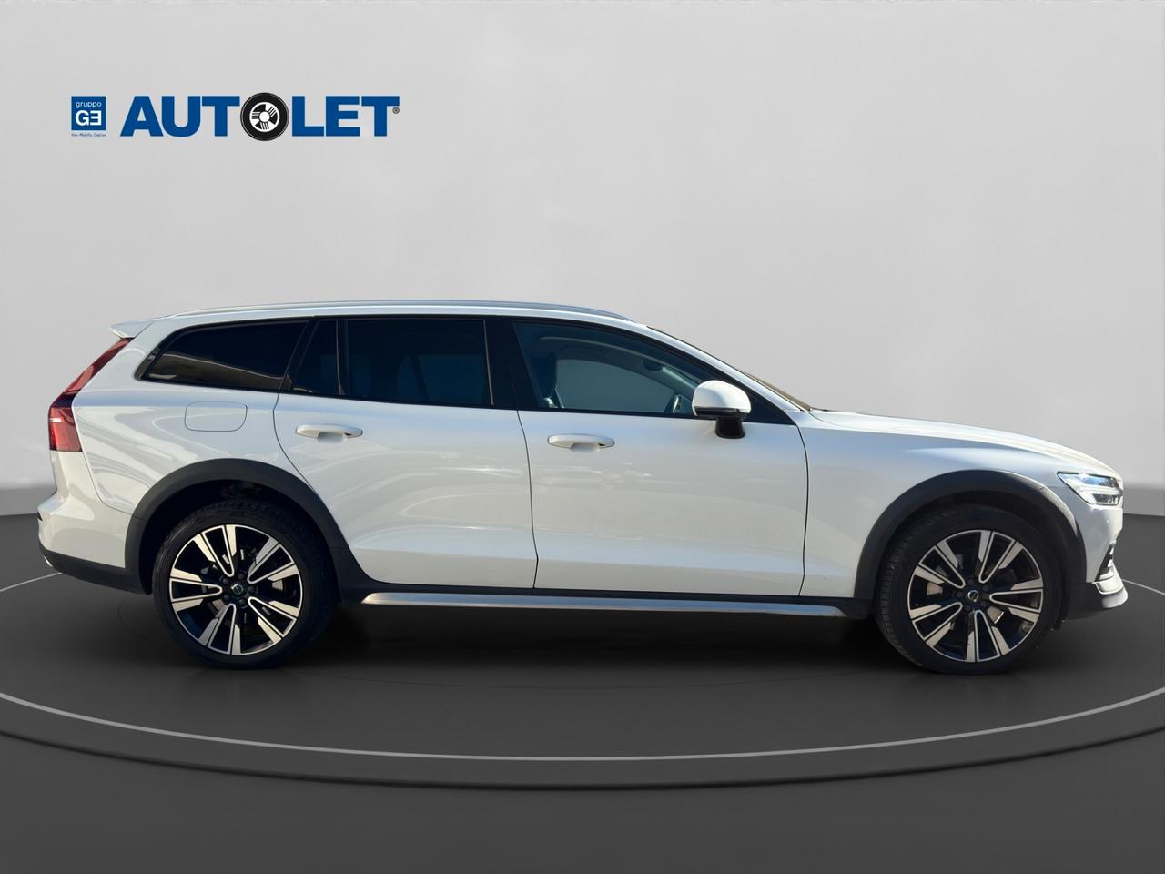 Volvo V60 B4 (d) Geartronic Momentum Business Pro