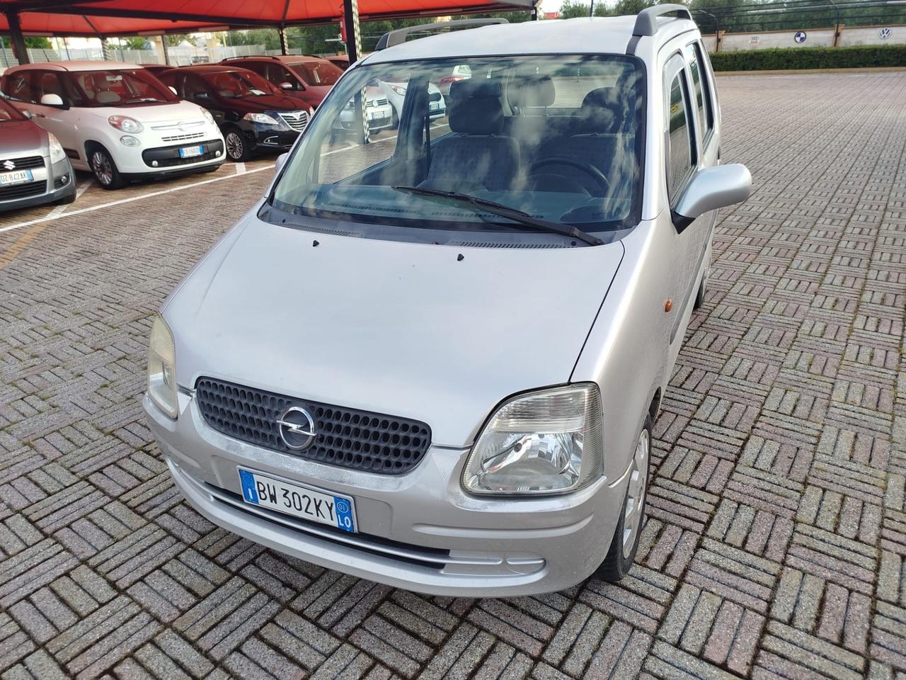 Opel Agila 1.2 16V Comfort