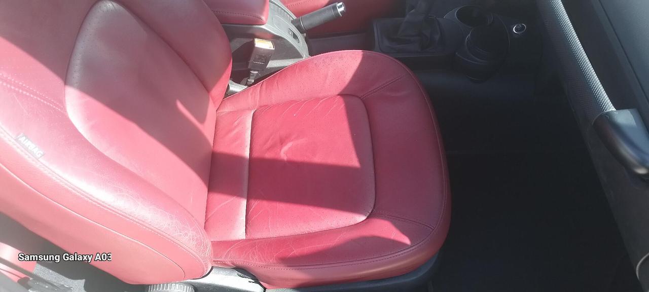 Volkswagen New Beetle 1.9 TDI 105CV Cabrio Lim. Red Edt.