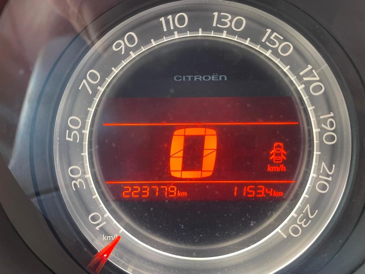 Citroen C4 1.6 HDi 90CV
