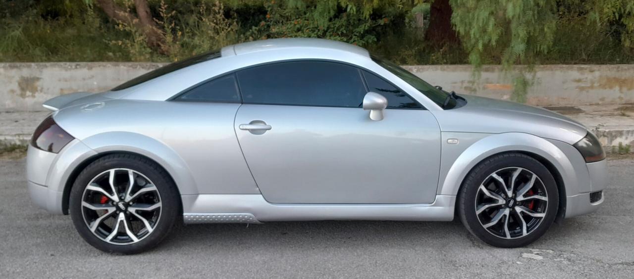 Audi TT Coupé 1.8 T 20V 179 CV cat quattro
