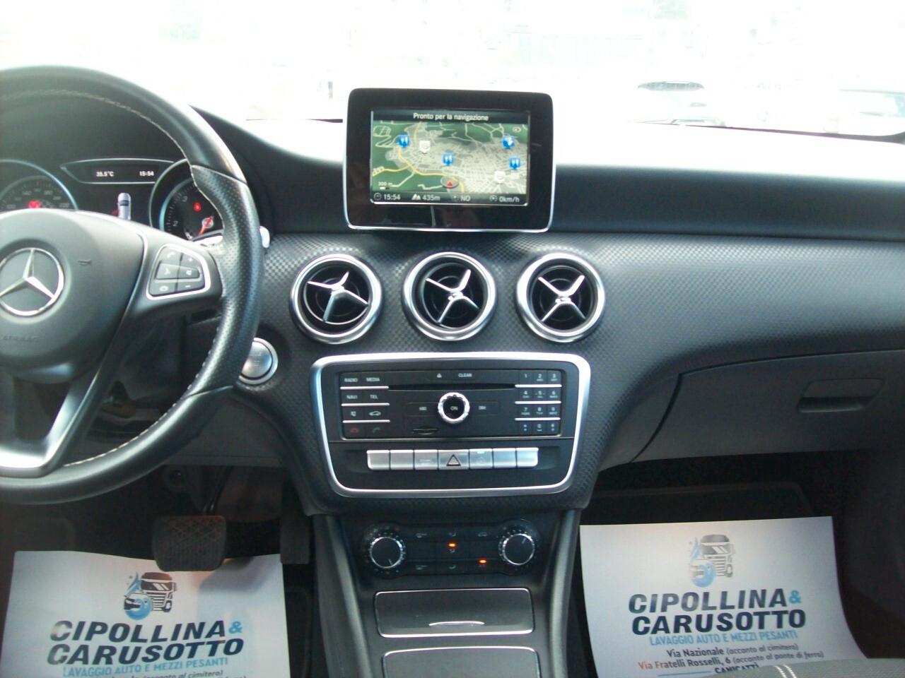 MERCEDES A 200 d CV.136 SPORT 4MATIC "2017"