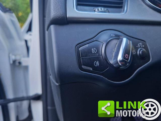 AUDI A4 Avant 2.0 TDI 177CV S LINE