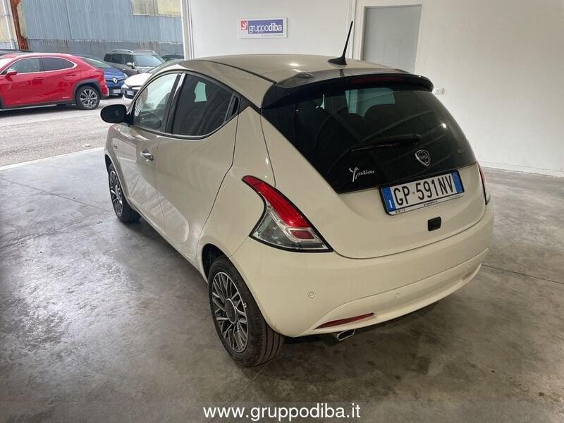 Lancia Ypsilon 11M My23 1.0 Firefly 70 CvStartstop Hybrid Gol