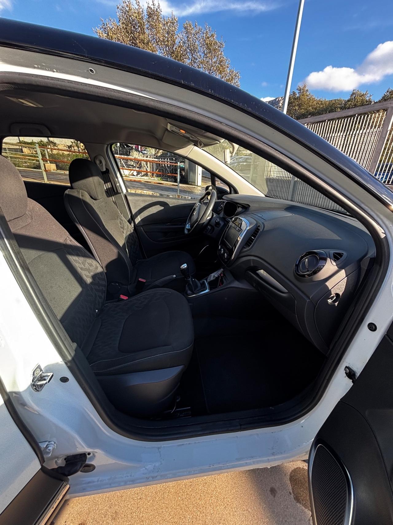 Renault Captur dCi 8V 90 CV Sport Edition2
