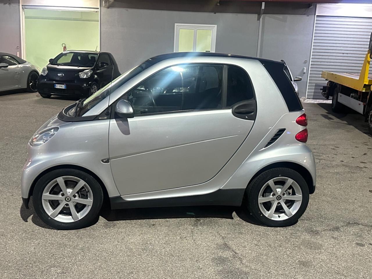 Smart ForTwo 1000 52 kW SERVOSTERZO