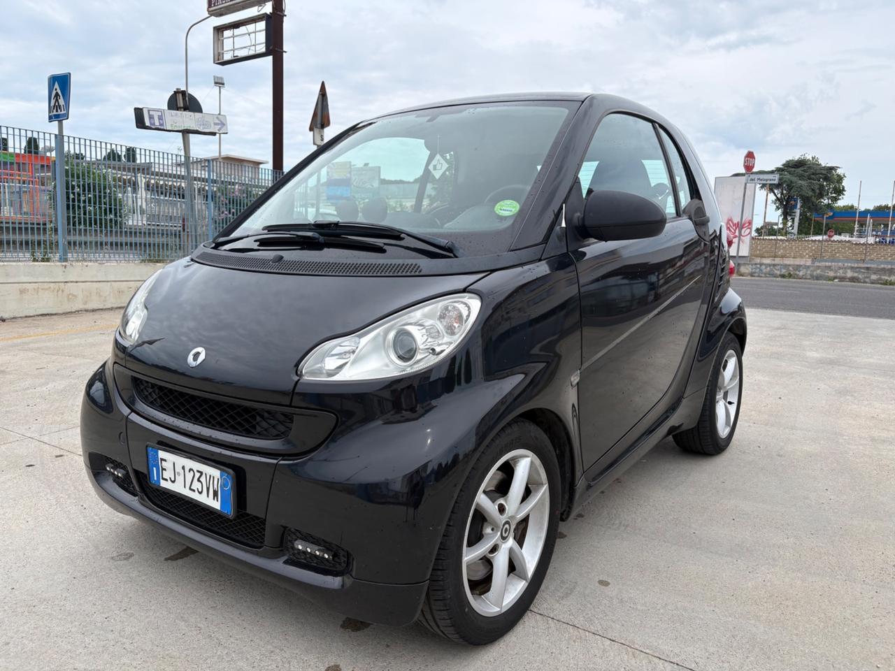Smart ForTwo 1000 52 kW coupé pure